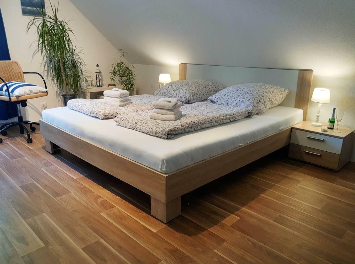 Charmante Ferienwohnung 3 Zimmer Kueche Bad Zentrale Lage Hagen im Bremischen Eksteriør bilde